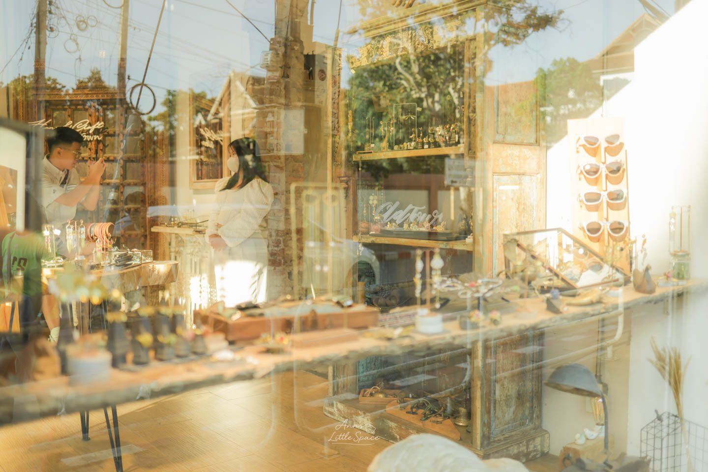 泰國清邁|午後陽光灑落在古城轉角的精緻飾品店 Hang And Craft Old City Chiangmai - 第10張圖 泰國清邁|午後陽光灑落在古城轉角的精緻飾品店 Hang And Craft Old City Chiangmai