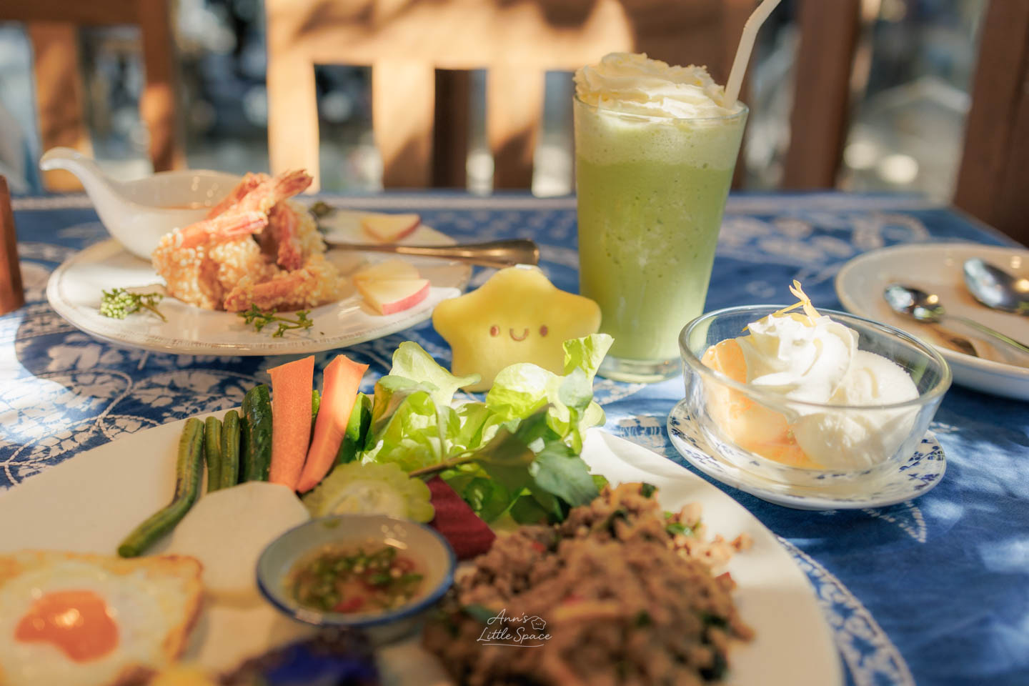 Meena Rice Based Cuisine 餐桌上放著滿滿的泰北創意料理｜by Ann's Little Space
